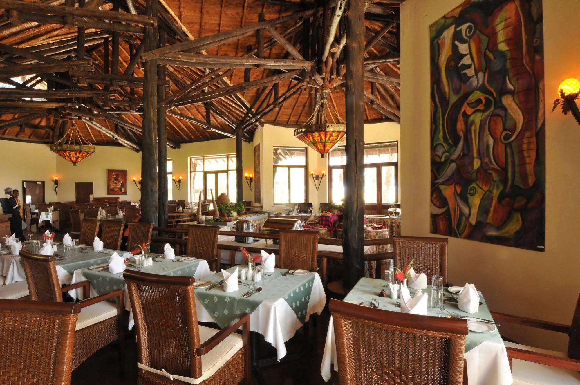 Ol Tukai Lodge Amboseli Exterior photo